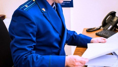 Прокурор области принял граждан в городе Великие Луки